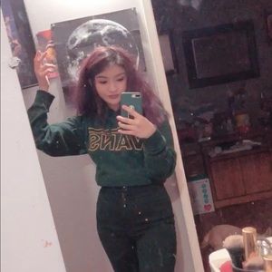 Meet your Posher, Liz